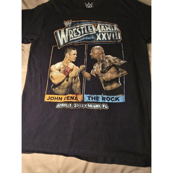 WWE WrestleMania XXVIII John Cena vs The Rock Graphic T-Shirt Men’s Small Black - Picture 1 of 5